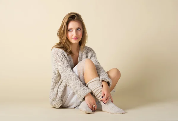 Modeporträt eines jungen Mädchens — Stockfoto