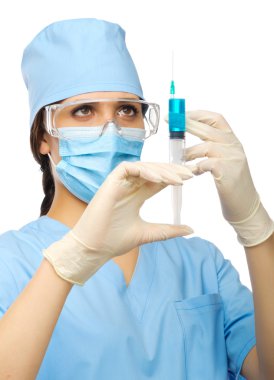 Doktor izole şırınga ile