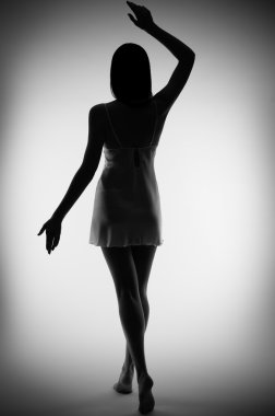 Genç kız (tek renkli silüeti)