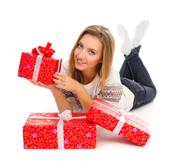 Chica joven con cajas de regalo —  Fotos de Stock