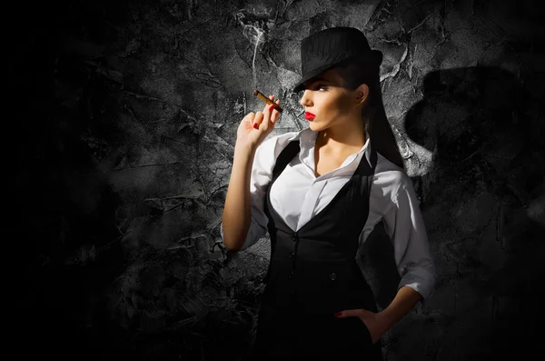 puro ile tehlikeli ve güzel ceza kız