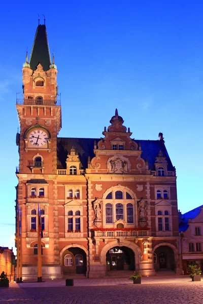 Rathaus in Flammen — Stockfoto