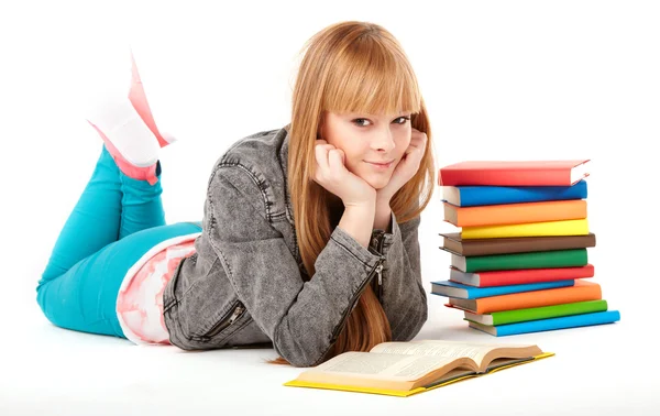 Junges Mädchen mit Büchern — Stockfoto