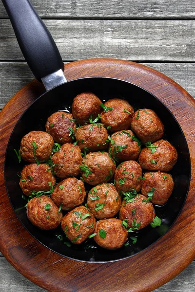 Stekt fläsk köttbullar — Stockfoto