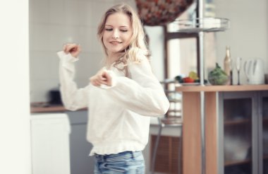 Dancing at the kitchen clipart