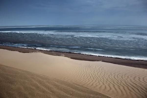 Mare e deserto — Foto Stock