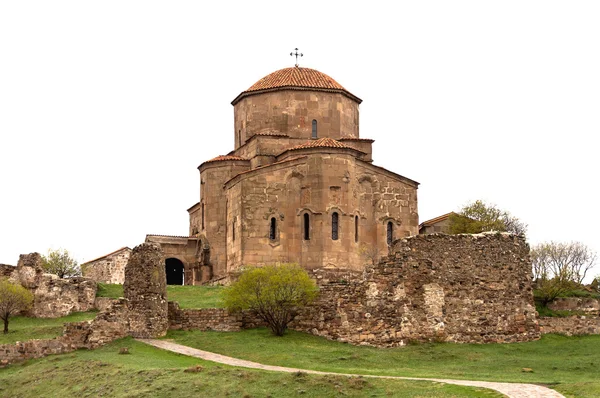 Antigua iglesia católica medieval en la colina —  Fotos de Stock