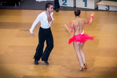 fetih Latin dans dans rakip