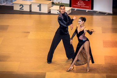 fetih Latin dans dans rakip