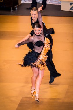 fetih Latin dans dans rakip