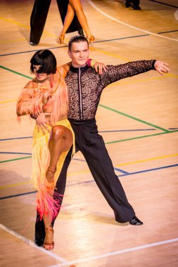 fetih Latin dans dans rakip