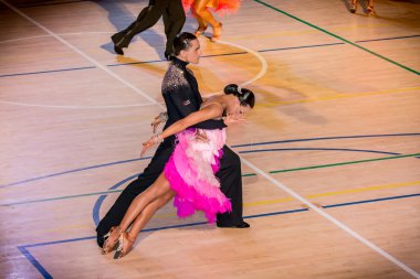 fetih Latin dans dans rakip