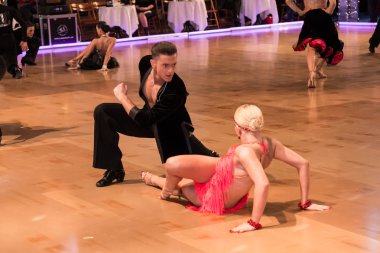 Latin dans dans conquest üzerinde dans dansçılar