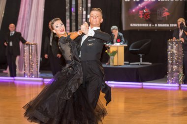 yavaş vals dansı conquest üzerinde dans dansçılar