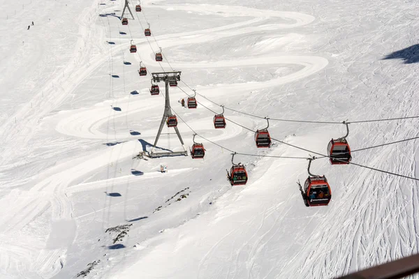 Ski resort of Neustift Stubai glacier Itävalta — kuvapankkivalokuva
