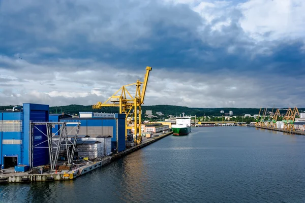 Vista do cais e do estaleiro de Gdynia, Polónia — Fotografia de Stock