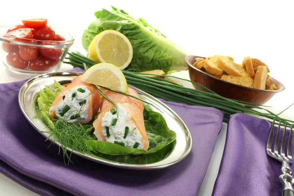 Rotoli di salmone — Foto Stock