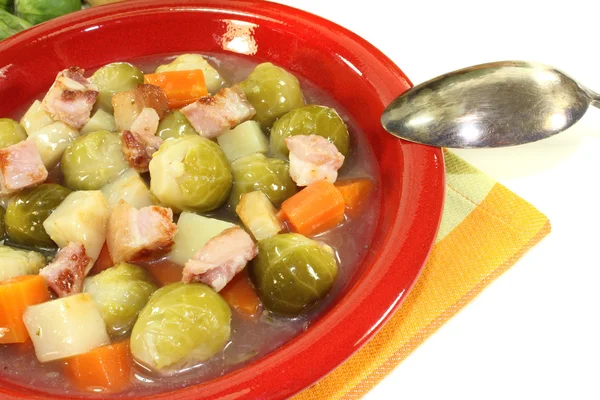 Sopa fresca de couve de Bruxelas — Fotografia de Stock