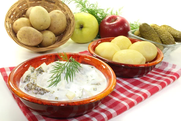 Marinierter Sahnehering mit Apfel — Stockfoto