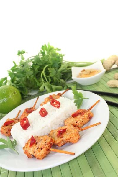 Asiático sate espetos com chili — Fotografia de Stock