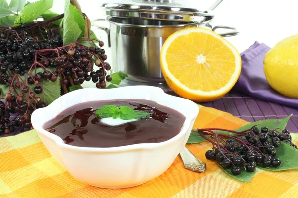 Elderberry soup — Stock Photo, Image