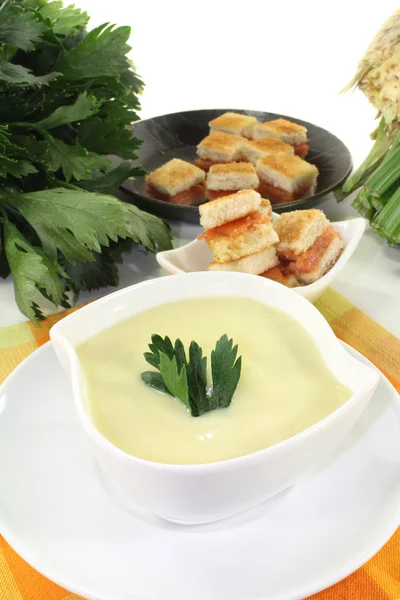 Крем из супа сельдерея — стоковое фото