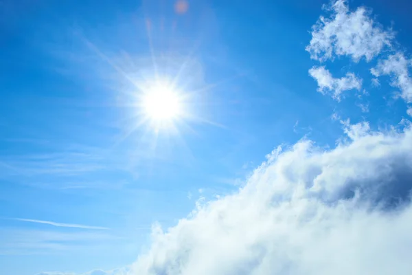 Hermoso cielo azul — Foto de Stock