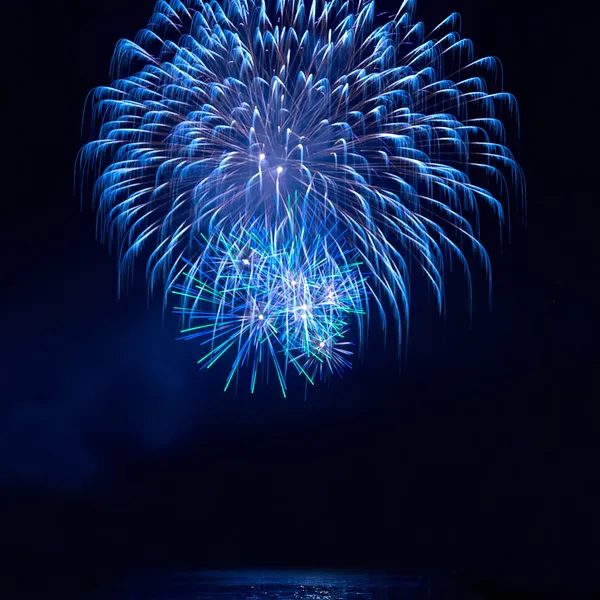 Farbenfrohes Feuerwerk — Stockfoto