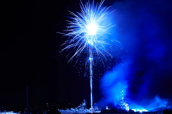 Fuochi d'artificio colorati — Foto Stock