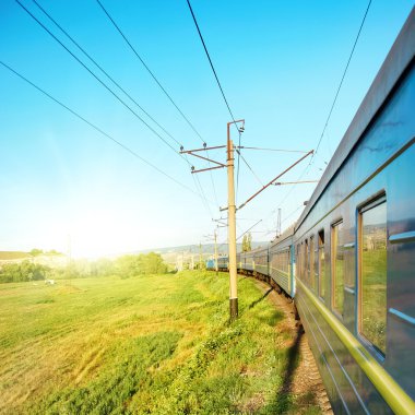 Tren hareket