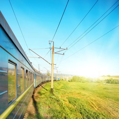 Tren hareket