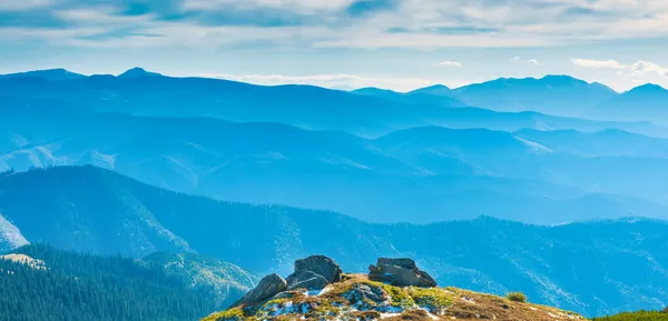 Niebieskie Góry Wzgórza Panorama Krajobraz Przyrodniczy — Zdjęcie stockowe