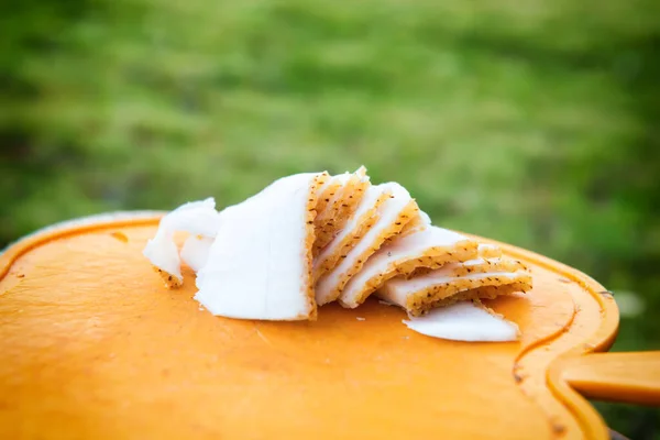 Slices Pig Fat Board Cut Fat Outdoor Picnic — Stock Photo, Image