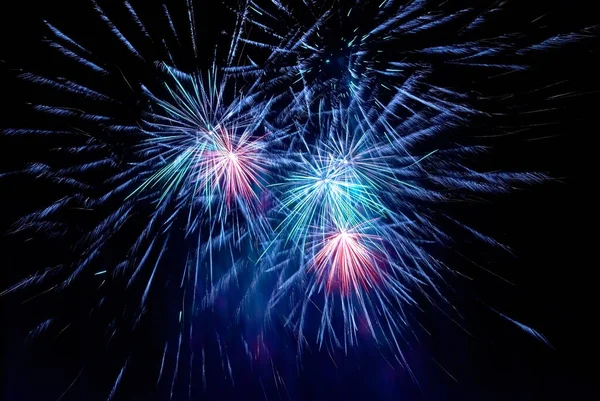 Fuochi Artificio Colorati Sullo Sfondo Del Cielo Nero — Foto Stock