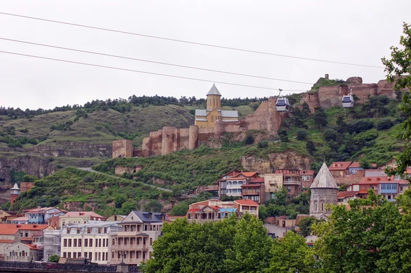 Balcons traditionnels sculptés de Tbilissi, région de Kalaubani — Photo