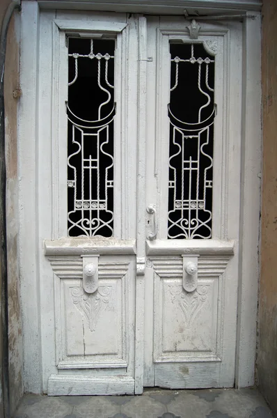 Escadaria velha em casas de Tbilisi de 18-19 séculos, República de — Fotografia de Stock