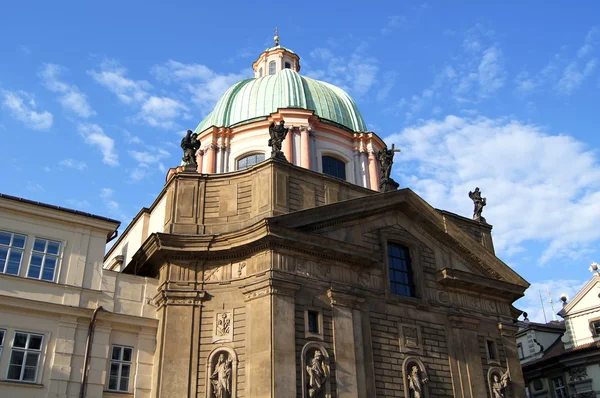 Altes Prag: traditionelle Architektur — Stockfoto