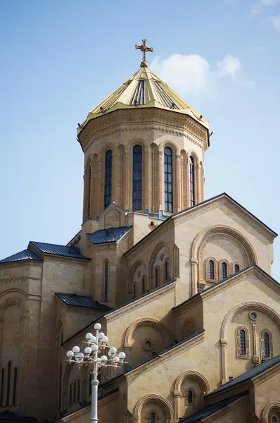 コーカサス地方 - 聖三位一体の最も大きい正教会聖堂 — ストック写真