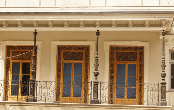 Ventana decorada Art-Nouveau — Foto de Stock