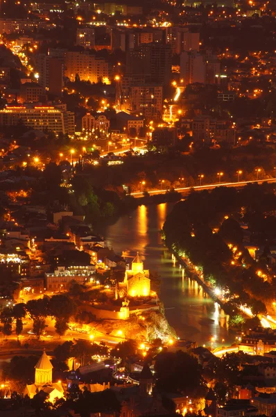 Обзор ночи в Тбилиси — стоковое фото