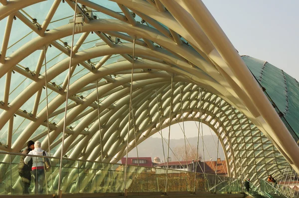 Peace bridge in Tbilisi — Stock Photo, Image