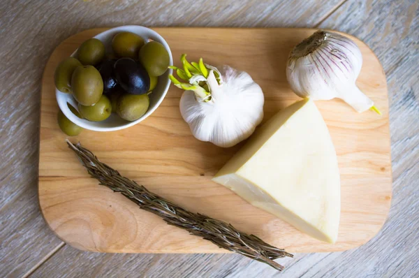 Pasta with olives — Stock Photo, Image