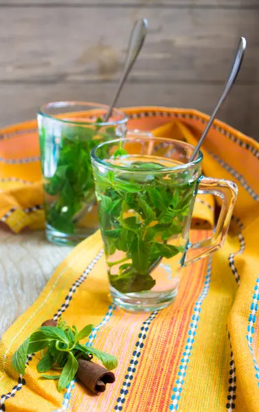 Mint tea — Stock Photo, Image