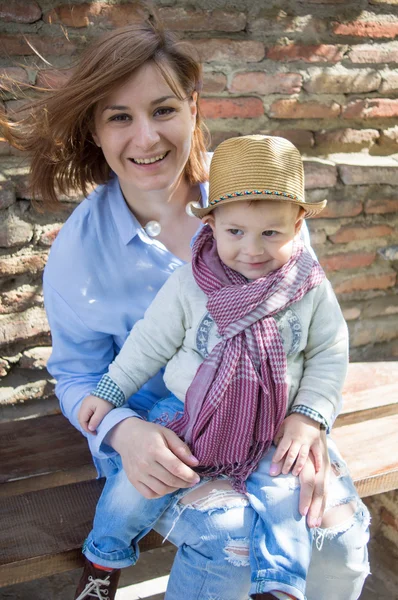 Madre e hijo — Foto de Stock