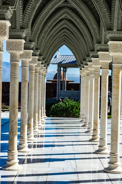 Slavné Oblouky Řezbářskými Ornamenty Obloukové Chodbě Středověkém Hradě Města Akhaltsikhe — Stock fotografie