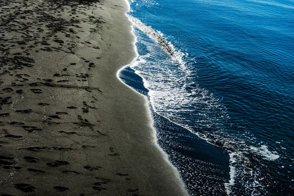 Zwarte Vulkanische Zandstrand Golven Van Zwarte Zee Aan Georgische Kust — Stockfoto