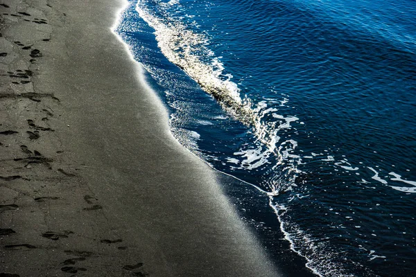 Zwarte Vulkanische Zandstrand Golven Van Zwarte Zee Aan Georgische Kust — Stockfoto