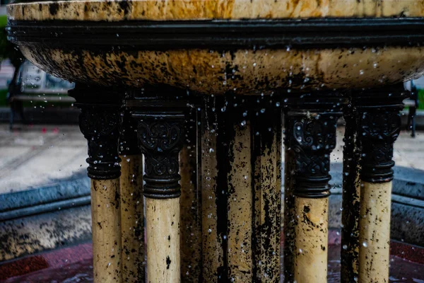 Brunnen Auf Dem Platz Der Freiheit Der Innenstadt Von Tiflis — Stockfoto