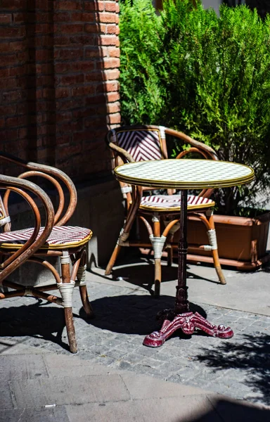 Outdoor Cafe Tiny Table Chairs Oldest Part Tbilisi Capital City — стоковое фото