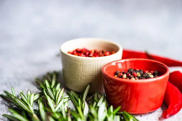 Bowl Pepper Spice Mix Rosemary Herb Red Hot Chilli Pepper — Stock Photo, Image